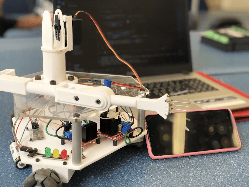 Arduino Fighting Car